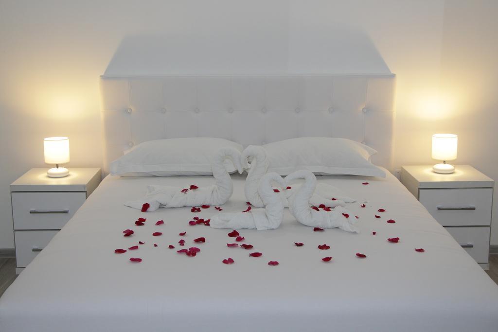Apartments California Ulcinj Ngoại thất bức ảnh